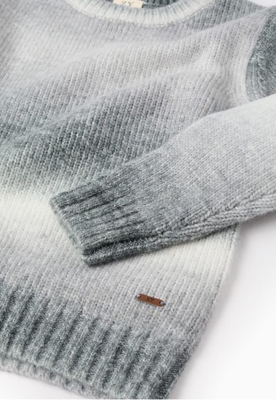 JERSEY DE PUNTO DEGRADADO, GRIS Y BLANCO
